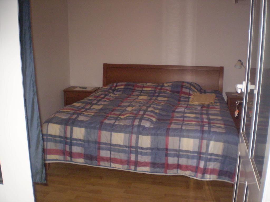 Apartments Zuvela Korcula Town Room photo